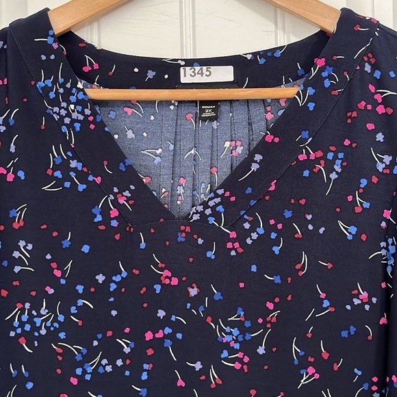 Roz & Ali Women's Plus Size Career Dressy V-Neck Stretchy Top Blouse Size 2X - Picture 3 of 9